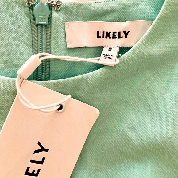 Likely Manhattan Mini Dress Light Minty Blue XS - Picture 2 of 3